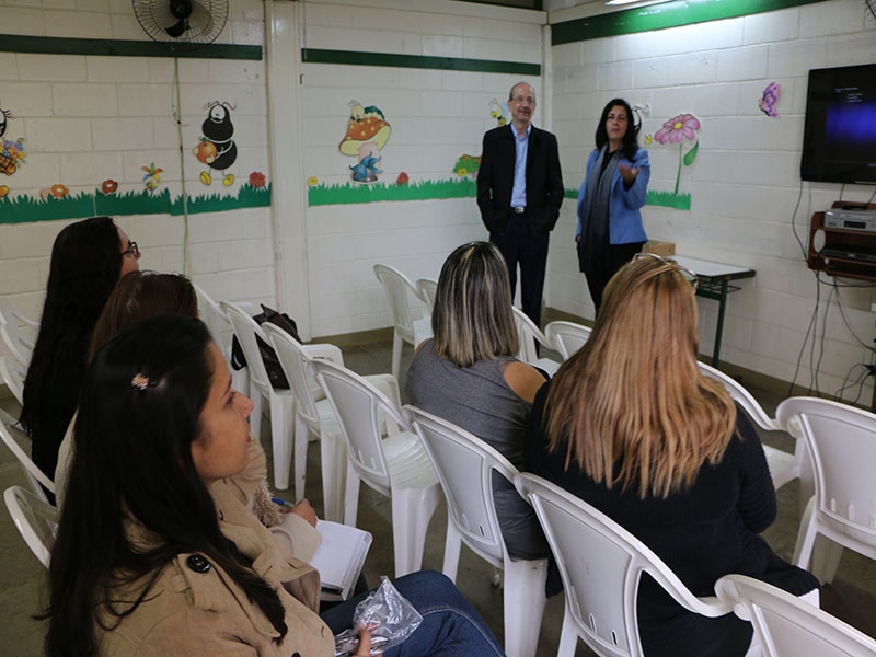 Notícia:  PROJETO PEQUENOS OLHARES 