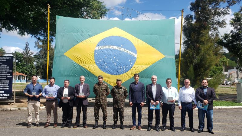 Notícia: 4º BATALHÃO DE ENGENHARIA DE COMBATE INAUGURA PROJETO SOCIAL QUE TEM APOIO DA ACIEI