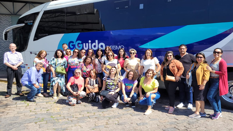 Notícia: EMPRESÁRIOS DA MODA E CALÇADOS DA REGIÃO PARTICIPAM DE UMA DAS MAIORES FEIRAS DO RAMO NO PAÍS 