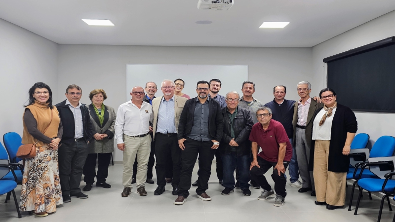 Notícia: ACIEI PROMOVE PRIMEIRA REUNIÃO DA NOVA DIRETORIA 2025-2028