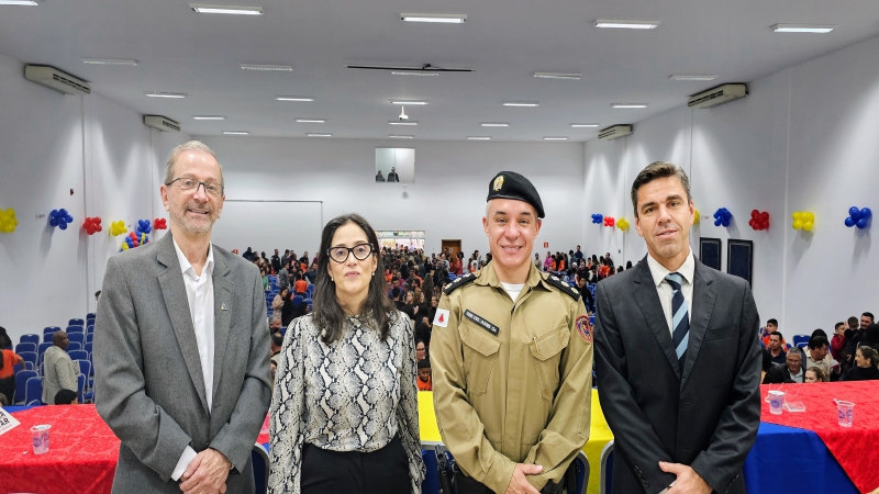 Notícia: ACIEI PARTICIPA DOS 25 ANOS DO PROERD EM ITAJUBÁ